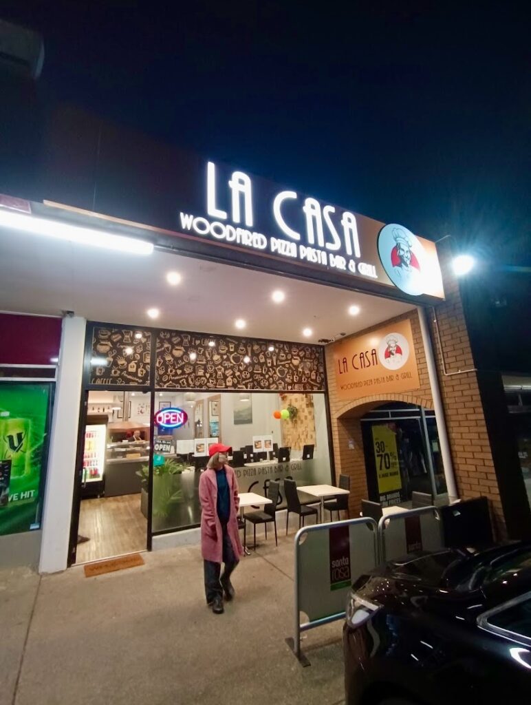 la-casa-woodfired-pizza-boronia-restaurant